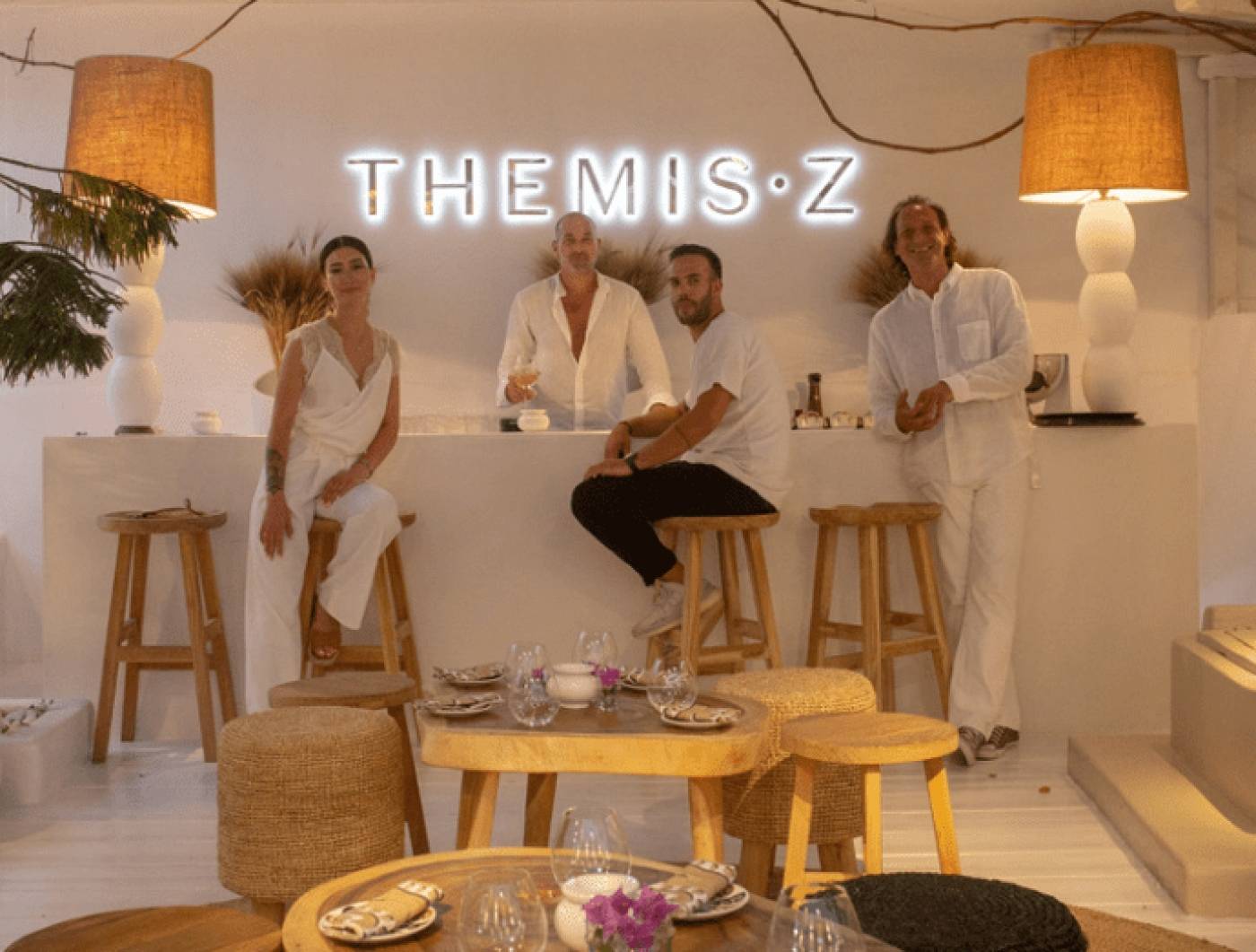 Μύκονος: THEMIS • Z Oyster Evening Bar - «Ταξίδι» αισθήσεων στο κοσμοπολίτικο νησί