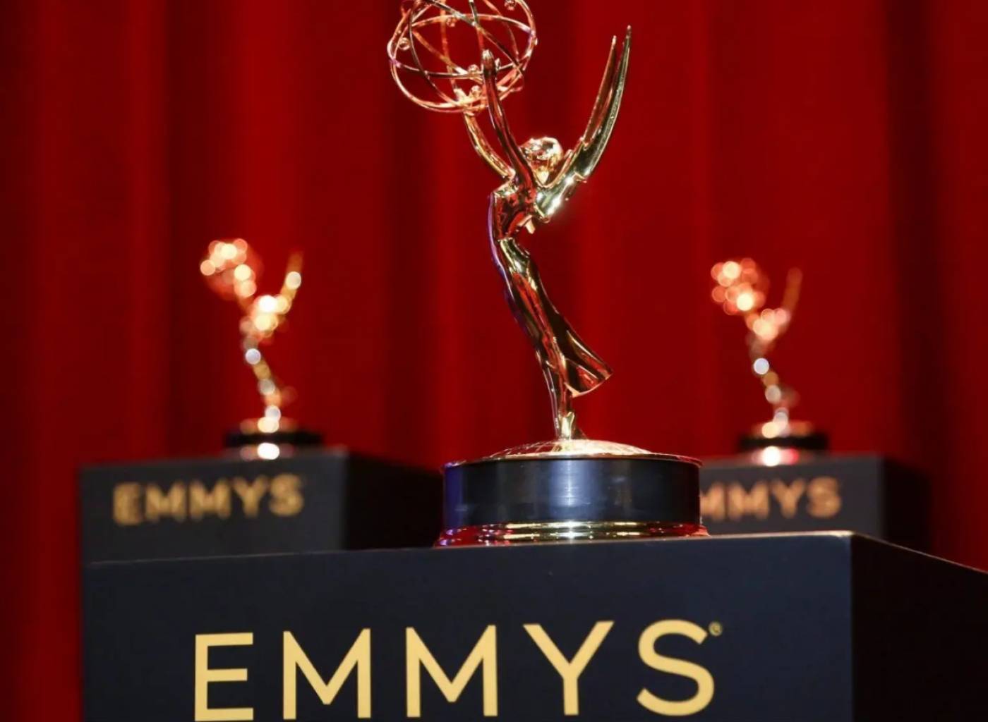 Βραβεία Emmy: Σε υπαίθριο χώρο η τελετή, λόγω της πανδημίας - Οι πιο «δυνατές» υποψηφιότητες «The Crown» - «The Mandalorian»