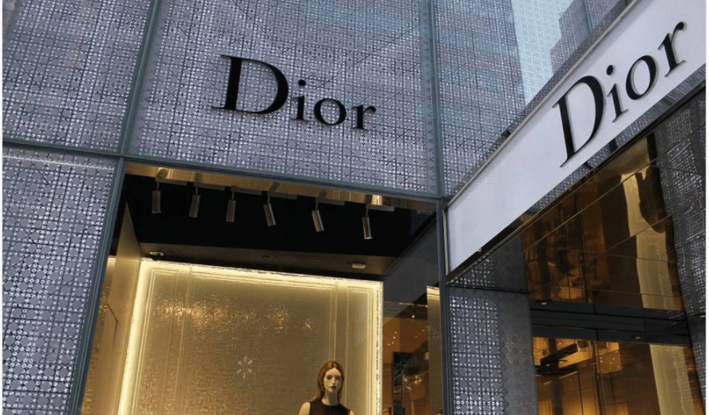 Στη Μήλο η κολεξιόν του οίκου Dior για το 2022