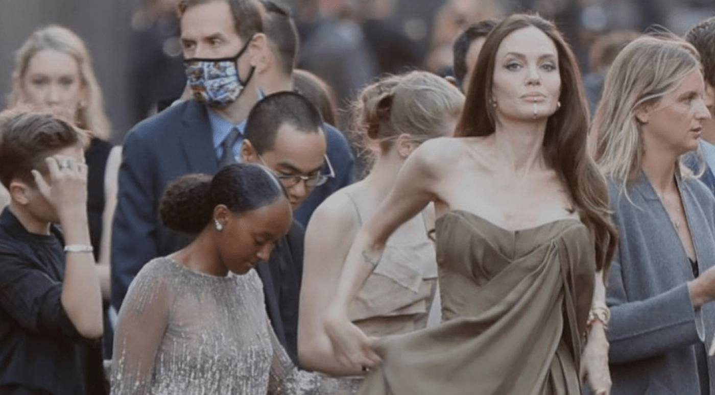 Angelina Jolie: Με σκουλαρίκι στο πιγούνι στην πρεμιέρα της ταινίας της Chloé Zhao, «The Eternals»