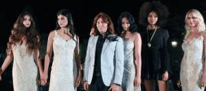 Λάμψη, glamour και επώνυμοι καλεσμένοι στο φαντασμαγορικό fashion show του Μιχάλη Μανιάτη για καλό σκοπό